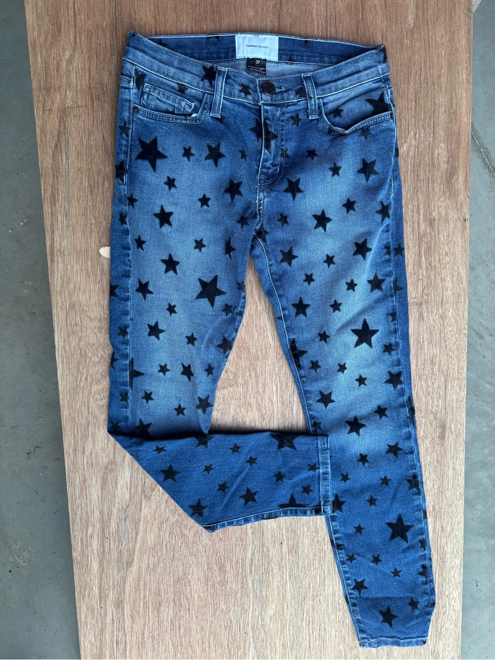 Current/Elliott Blue Skinny Jeans with Black Star Print